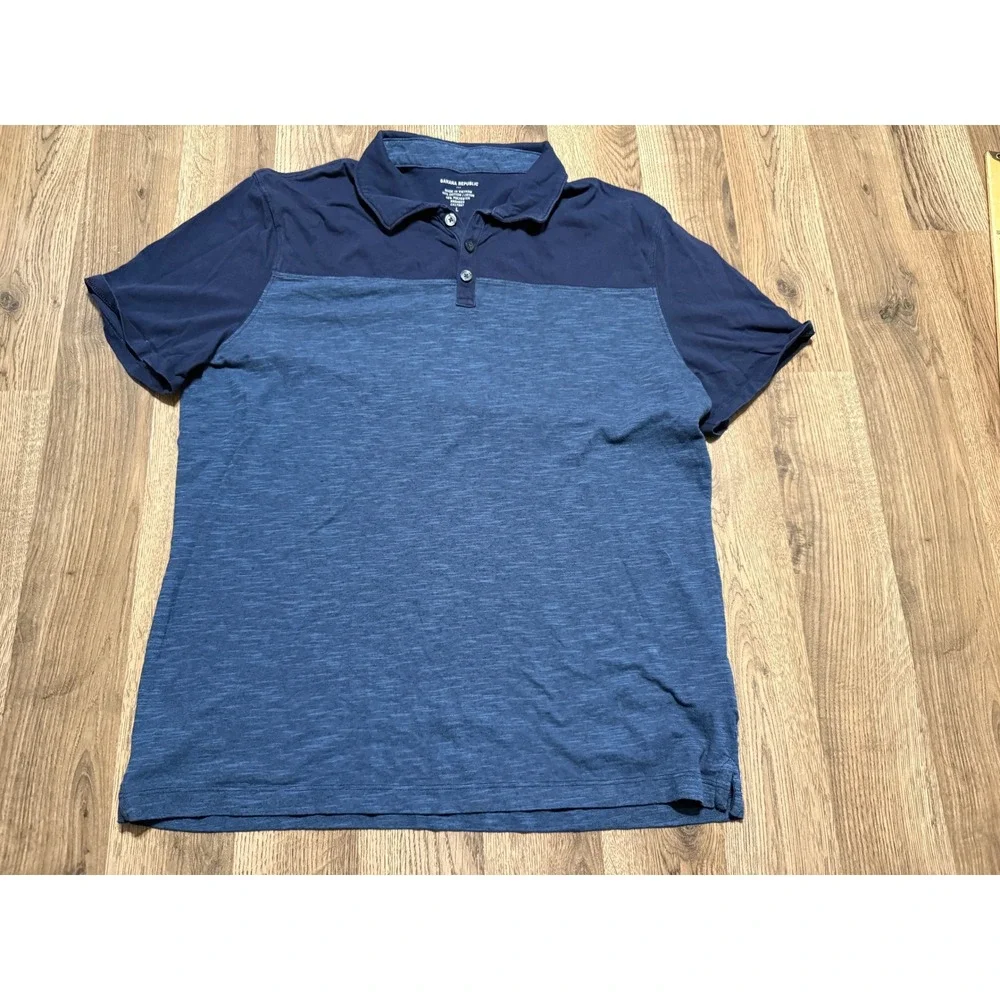 Banana Republic Shirt Men's Size Large Short Sleeve Shirt 3/4 Button Blue